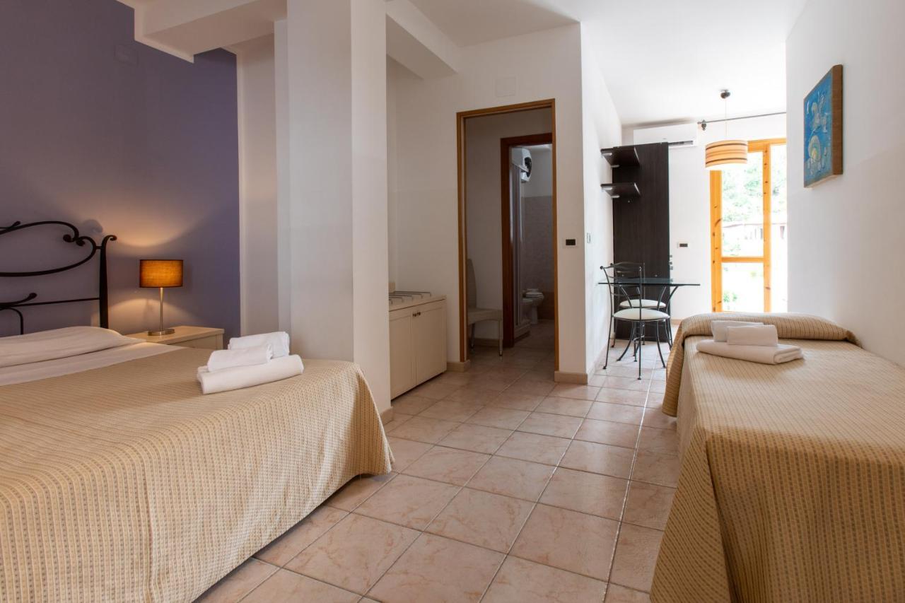 Hotel Amarea - Aeolian Charme Canneto  Eksteriør billede