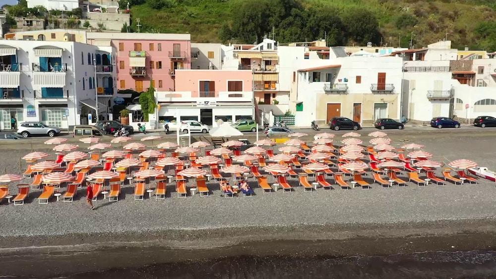 Hotel Amarea - Aeolian Charme Canneto  Eksteriør billede